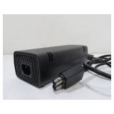 Working XBOX 360 w/Controllers & Games