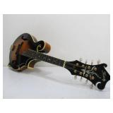 Very Nice KENTUCKY Mandolin Model KM-620 w/Case