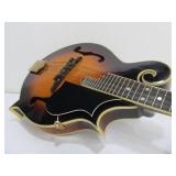 Very Nice KENTUCKY Mandolin Model KM-620 w/Case