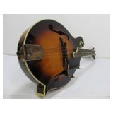 Very Nice KENTUCKY Mandolin Model KM-620 w/Case