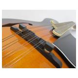 Very Nice KENTUCKY Mandolin Model KM-620 w/Case