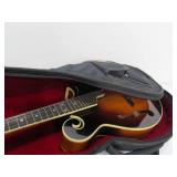 Very Nice KENTUCKY Mandolin Model KM-620 w/Case