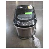 Magic Chef 27 lb. Portable Countertop Ice Maker (scratch & dent, Not Tested) Model MCIM22ST