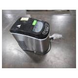 Magic Chef 27 lb. Portable Countertop Ice Maker (scratch & dent, Not Tested) Model MCIM22ST