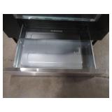 Samsung 6 cu. ft. Smart Wi-Fi Enabled Convection Gas Range with No Preheat AirFry, NX60A6111SS. - Missing Center Grate and 2 Surface Burners (caps are there).