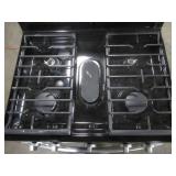 Samsung 6 cu. ft. Smart Wi-Fi Enabled Convection Gas Range with No Preheat AirFry, NX60A6111SS. - Missing Center Grate and 2 Surface Burners (caps are there).