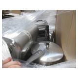 WHOLESALE MIXED PALLET OF MISCELLANEOUS HUMIDIFIERS, TOOLS, FLOORING AND MORE!
