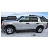 2002 Ford Explorer XLS 4X4