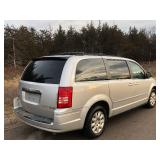 2010 Chrysler Town and Country