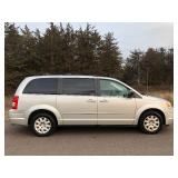 2010 Chrysler Town and Country