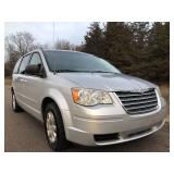 2010 Chrysler Town and Country
