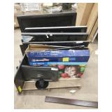 PALLET OF TVS AND MONITORS