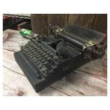 Antique Royal Typewriter
