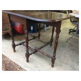 Vintage Mahogany Wooden Gate Leg Drop Leaf Table