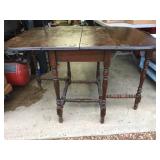 Vintage Mahogany Wooden Gate Leg Drop Leaf Table