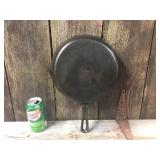 Vintage Griswold #7 Cast Iron Skillet