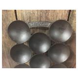 Vintage Cast Iron R.& E. MFG. Co. Gem Pan