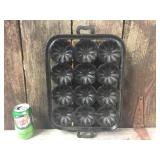 Vintage Cast Iron Turks Head Muffin Pan