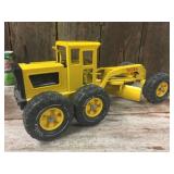 Vintage Large Tonka Yellow Road Grader