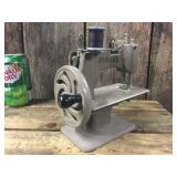 Vintage Singer Sewhandy Toy/Childs Sewing Machine