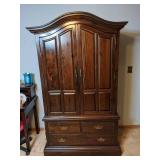 Stunning Ethan Allen Large Wardrobe Armoire with Drawers