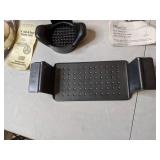 Lot of 7 Pampered Chef Tools & Cookware