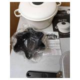 Lot of Kitchen Tools for Microwave, Oven and More