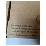 NEW The Pampered Chef Microwave Egg Cooker