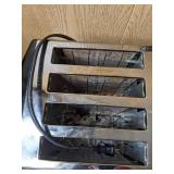 Well Kept 4-Slice Toaster with Cover, Ice Bucket, Glass Serving Bowl