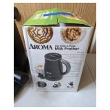 Aroma Hot Froth X-Press Milk Frother