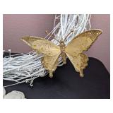 Collection fo 5 Home/Wall Decor Items: Gold Wall Hanging, Wreath & Flower Accents