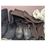 Lot of 10 Pairs of Women