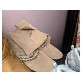 Lot of 10 Pairs of Women