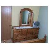 Classic Palliser Bedroom Suite, TV/VCR Combo and Bed Linens
