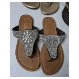 Lot of 7 Pairs of Women
