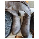 Lot of (7) Pairs of Womens Boots, Size 7.5