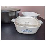 Kitchen Lot: Casserole Dishes, Granite-Ware, and More