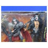 McFarlane Toys KISS THE DEMON  DELUX 3 PACK