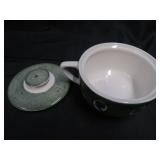 COLONIAL HOMESTEAD BY ROYAL DISHES PLUS VINTAGE COFFEE CUPS
