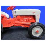 VINTAGE ERTL FORD TRACTOR MODEL 640