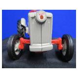 VINTAGE ERTL FORD TRACTOR MODEL 640