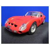 1/18 SCALE FERRARI GTO 1962 DIE CAST CAR