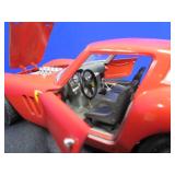 1/18 SCALE FERRARI GTO 1962 DIE CAST CAR