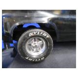VINTAGE METAL NYLINT 1980