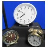 CLOCKS, VINTAGE / RETRO / NOW