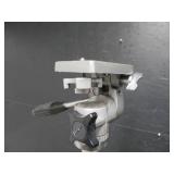 EXPANDABLE VELBON VE-3 TRIPOD.