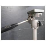 EXPANDABLE VELBON VE-3 TRIPOD.