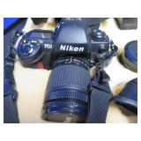 8 PIECE  NIKON DOUBLE CAMERA SET / ALUMINUM CASE
