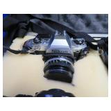 8 PIECE  NIKON DOUBLE CAMERA SET / ALUMINUM CASE