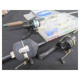 PLANO LURE BOX / 3 RODS AND REELS